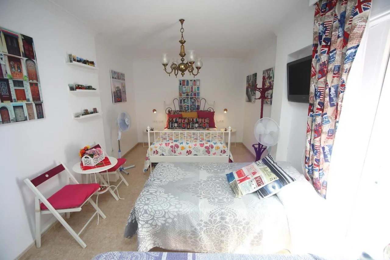 Appartement La Casa De La Abuela Rosy à Málaga Séjour chez l'habitant