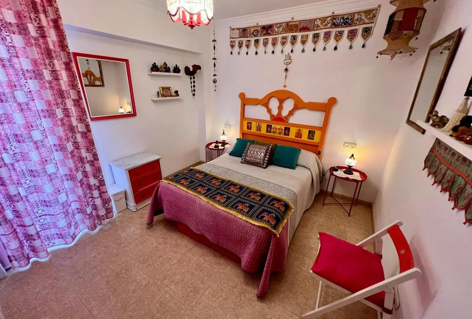 Appartement La Casa De La Abuela Rosy à Málaga Séjour chez l'habitant